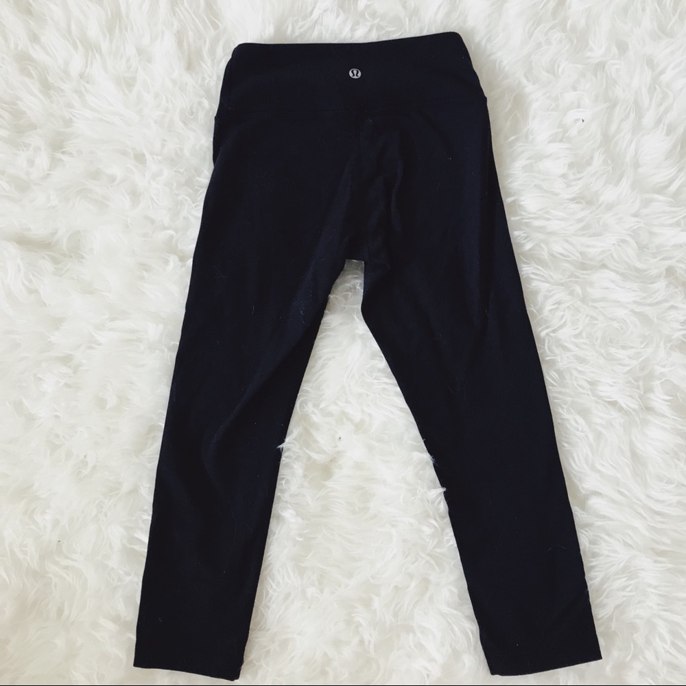 Lululemon Wunder Under Crops Black Size 4